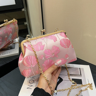 NEW CLIP CHAIN BAG CHINESE STYLE SHELL BAG NATIONAL STYLE FLOWER SHOULDER BAG FASHION DINNER CROSSBODY BAG FOR WOMEN