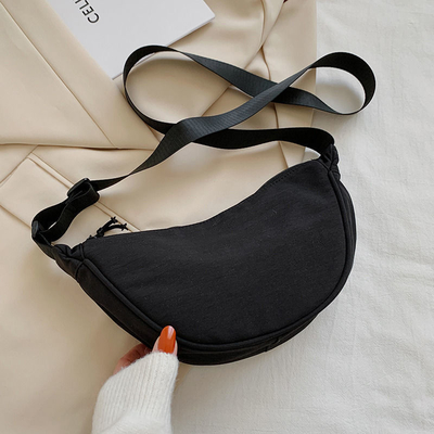 NYLON CROSSBODY BAG CROSSBODY BAG FEMALE 2024 NEW DUMPLING LIGHTWEIGHT UNDERARM BAG ALL SHOULDER CANVAS BAG