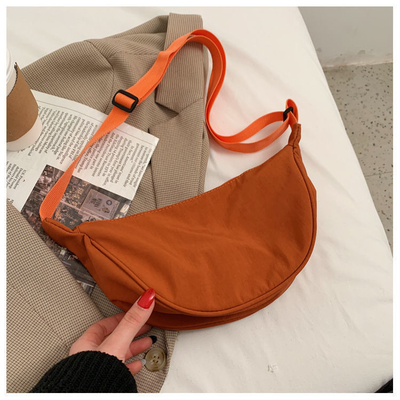 NYLON CROSSBODY BAG CROSSBODY BAG FEMALE 2024 NEW DUMPLING LIGHTWEIGHT UNDERARM BAG ALL SHOULDER CANVAS BAG