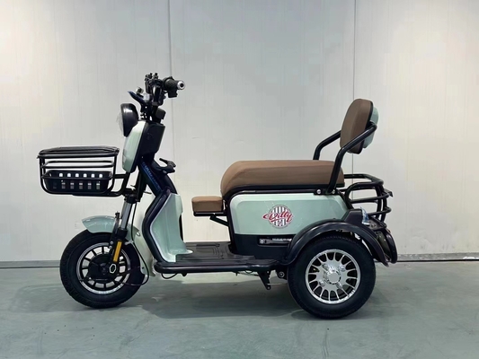 THE NEW SMALL ELECTRIC TRICYCLE BRINGS ITS OWN BABY TO THE HOME TO PICK UP CHILDREN LEISURE ELECTRIC TRICYCLE