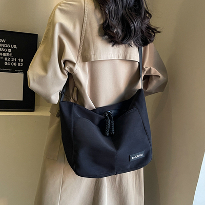 CANVAS TOTE BAG STREET FASHION LARGE CAPACITY SHOULDER BAG MEN'S AND WOMEN'S CLASS CROSSBODY BAG CLOTH BAG BAG