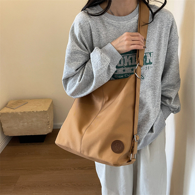 CANVAS TOTE BAG STREET FASHION LARGE CAPACITY SHOULDER BAG MEN'S AND WOMEN'S CLASS CROSSBODY BAG CLOTH BAG BAG