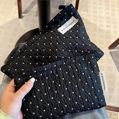 POLKA DOT BLACK MAKEUP BAG SWEET SKINCARE STORAGE BAG CARRYING PORTABLE COIN PURSE TRAVEL WASH