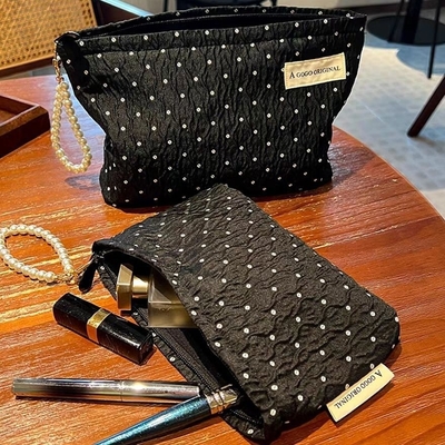 POLKA DOT BLACK MAKEUP BAG SWEET SKINCARE STORAGE BAG CARRYING PORTABLE COIN PURSE TRAVEL WASH