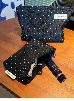 POLKA DOT BLACK MAKEUP BAG SWEET SKINCARE STORAGE BAG CARRYING PORTABLE COIN PURSE TRAVEL WASH