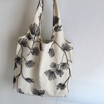 EMBROIDERY BLACK BUTTERFLY CANVAS BAG LACE FAIRY LEISURE TRAVEL FEMALE BAG ART LARGE CAPACITY HUNDRED