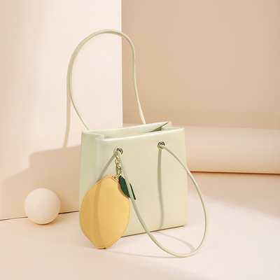 2024 THE NEW FASHION ONE-SHOULDER WOMEN'S BAG ALL THE ARMPIT SMALL SQUARE BAG NICHE DESIGN SENSE RETRO CROSSBODY BAG WOM