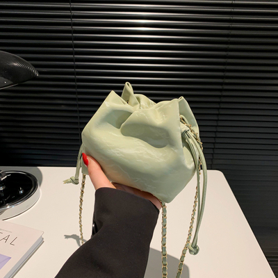 ​2024 NEW FASHION NICHE DESIGN SPRING/SUMMER CROSSBODY BAG SENIOR SENSE PLEATED BUCKET BAG