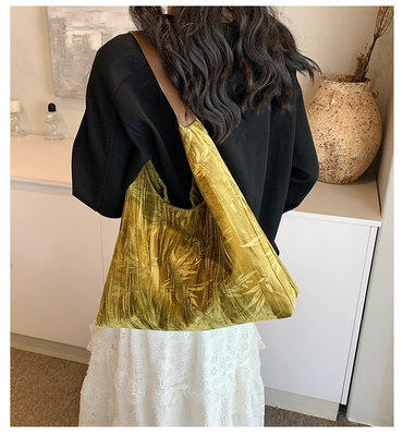 New Chinese style large capacity armpit bag trend new fashion medieval shoulder bag female minority commuter Tote bag