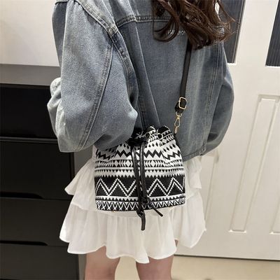NEW CHINESE NATIONAL WIND ARMPIT BUCKET BAG SIMPLE FASHION TREND SUMMER NEW LINEN STYLE HIGH-GRADE SENSE SINGLE SHOULDER