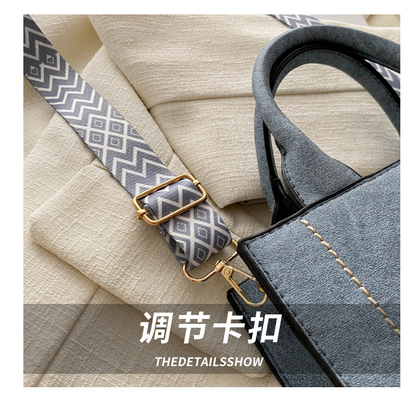 VINTAGE CHIC TEXTURED LETTER TOTE BAG WOMEN'S BAG 2024 NEW LARGE CAPACITY FASHION HANDBAG WIDE STRAP SHOULDER BAG