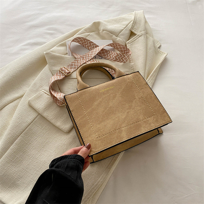 VINTAGE CHIC TEXTURED LETTER TOTE BAG WOMEN'S BAG 2024 NEW LARGE CAPACITY FASHION HANDBAG WIDE STRAP SHOULDER BAG