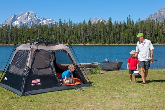 Coleman Camping Tent with Instant Setup, 4/6/8/10 Person Weatherproof Tent with WeatherTec Technology, Double-Thick