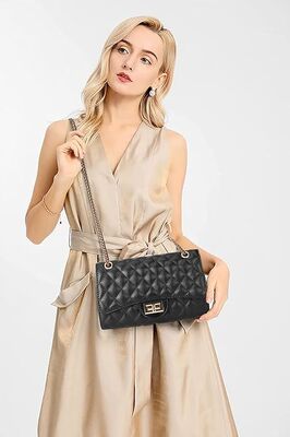 Quilted Crossbody Purse for Women Trendy Ladies Shoulder Bag with Chain Designer Purses