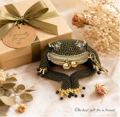 Handmade Frog Coin Purse,cute Frog Vintage Money Bag,Beaded Kiss Lock Keychain Pouch with Lucky Toad Design for coins Earbuds Rings,Funny Froggy wallet for Key,USB Driver,Lipstick,Birthday Gift